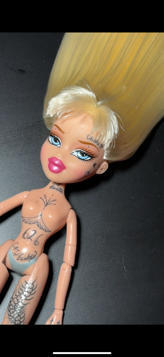 Bratz Doll Tattooed (clothes included)
